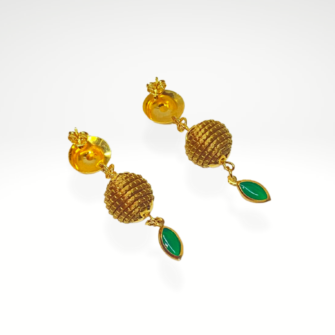 Brinco orbe esmeralda artificial 2,5cm