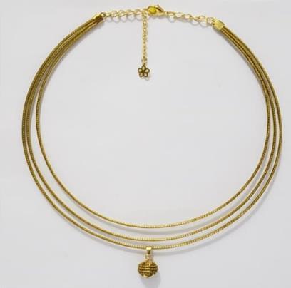 Fio para gargan., rigido com arame revestido de capim dourado.