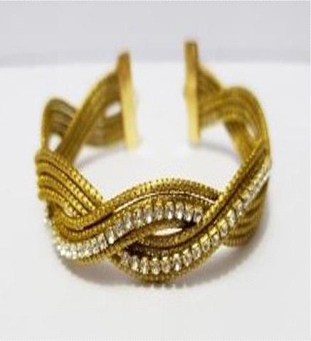 Pulseira trançada com strass