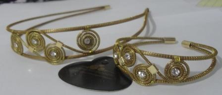 TIARA LARGA COSTURADA