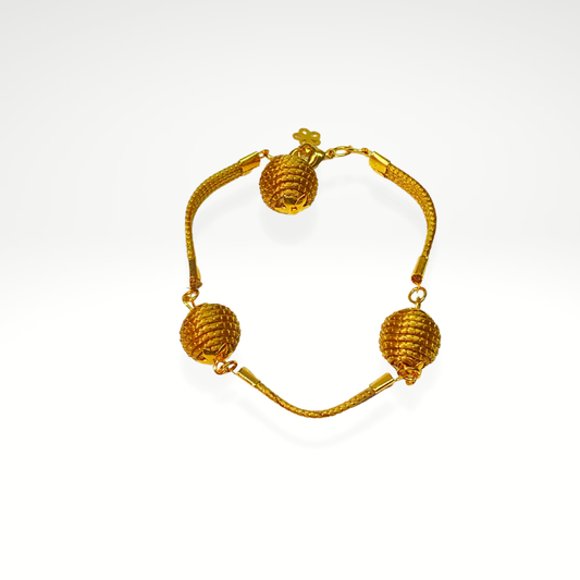 Pulseira de orbe e pedaçinhos