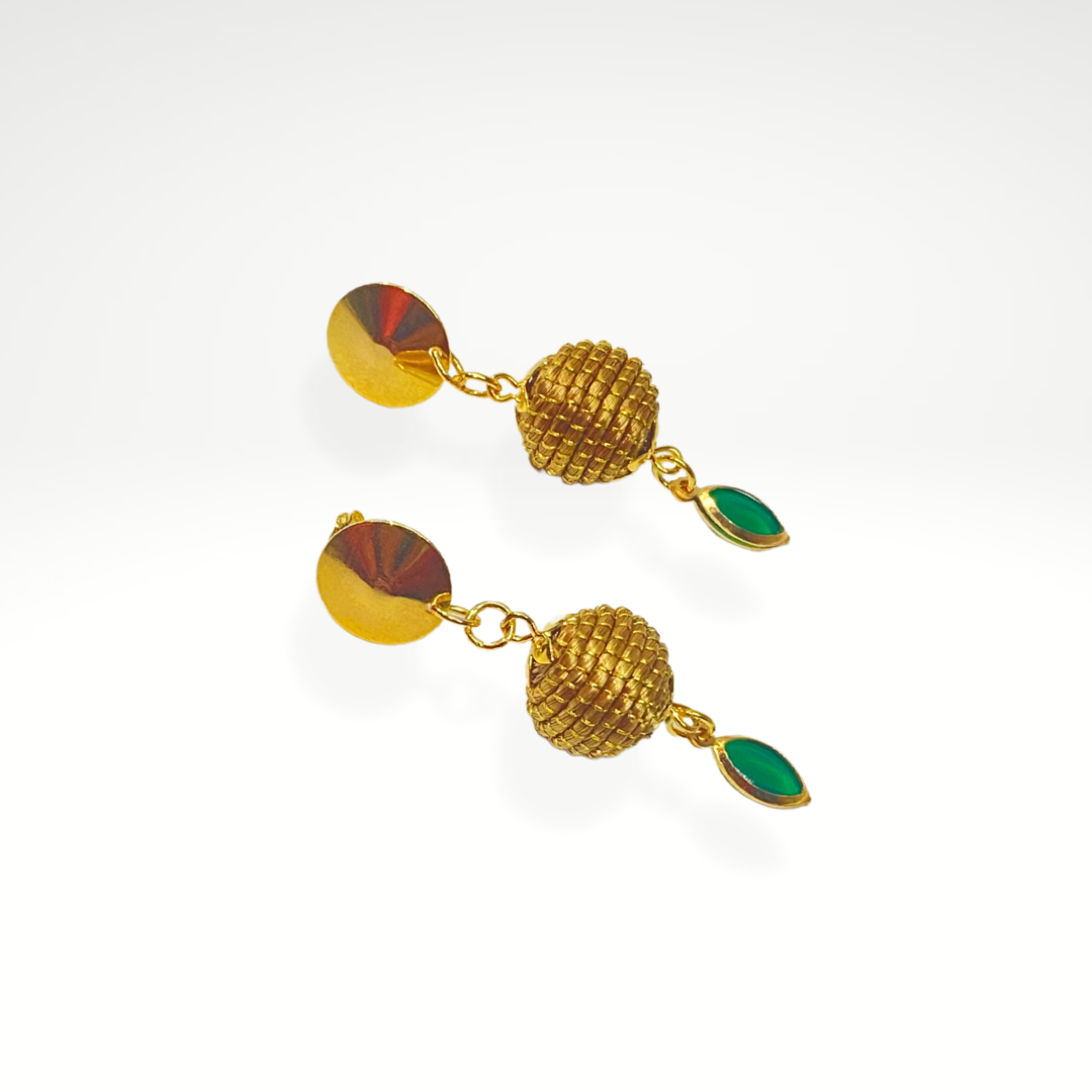 Brinco orbe esmeralda artificial 2,5cm