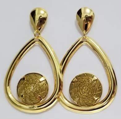 brinco gota com mandalinha