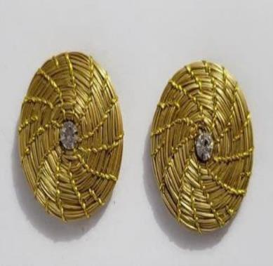 Brinco coladinho na orelha com strass 1.8cm