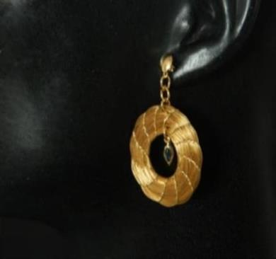 Brinco argolinha 3cm com pedras em quartzo verde ARTIFICIAL