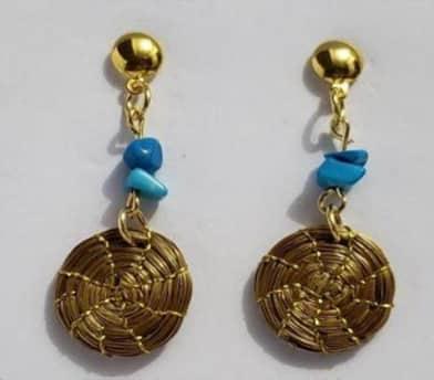 Brinco mandala 1,5 e cascalho de turquesa 2,5cm