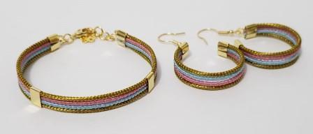 Conjunto de pulseira e brinco argolas