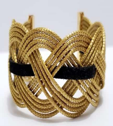 PULSEIRA TRANÇADA COM CAMURÇA