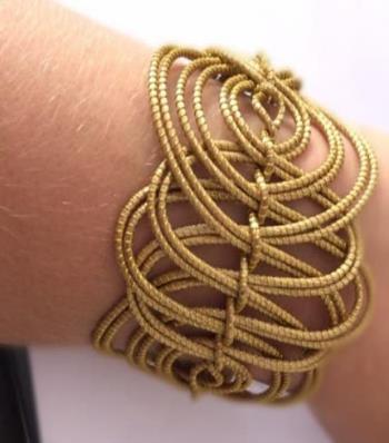 Pulseira ondas largas ajústavel