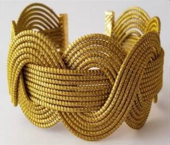 Pulseira ajustável entrelaçada