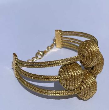 Pulseira com orbes grandes