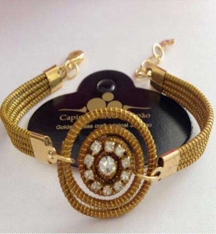 Pulseira caracol com strass