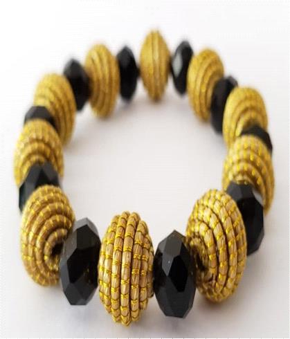 PULSEIRA COM PEDRA SINTETICA E ORBE EM CAPIM DOURADO COM SILICONE